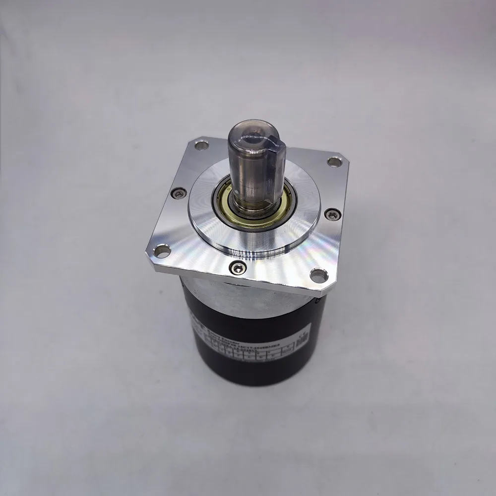 68mm outer size encoder GHSF68-15C17-2048BMK5 solid shaft incremental encoder