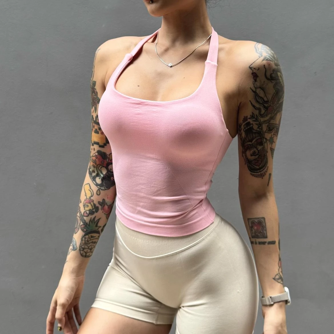 

VEQKING Seamless Open Back Women Yoga Bras Impact Halter Sports Crop Tops Padded Gym Fitness Vest Quick Dry Workout Shirts