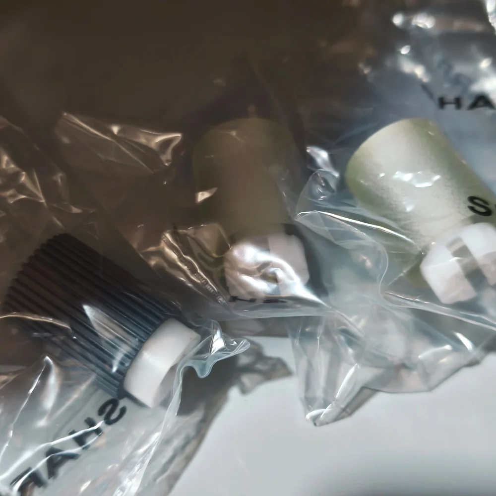 

2X NROLR2120FCZZ NROLR2125FCZZ NROLR2126FCZZ Ролик захвата подачи для Sharp MX 2630 2650 3050 3060 3070 3150 3550 2651