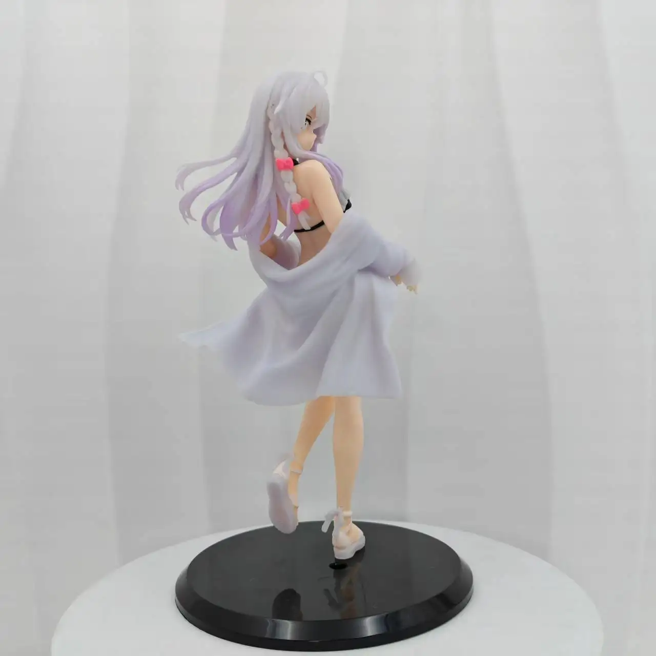 19 cm Kawaii Die Reise von Elaina Sexy Nette Bademode Figur Desktop Dekoration Ornament PVC Action Modell Spielzeug Geschenke