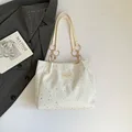White No Pendant