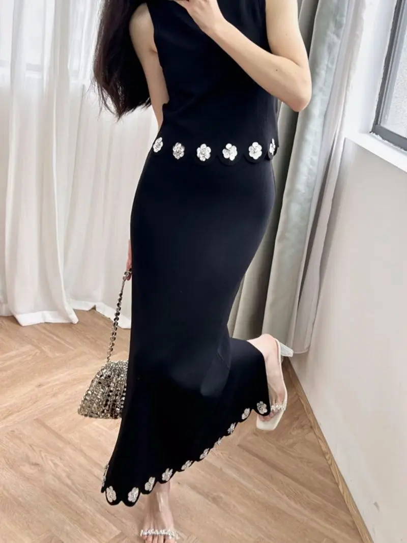 

Women Floral Sequin Knitted Set O-Neck Sleeveless Vest or High Waist A-Line Midi Skirt