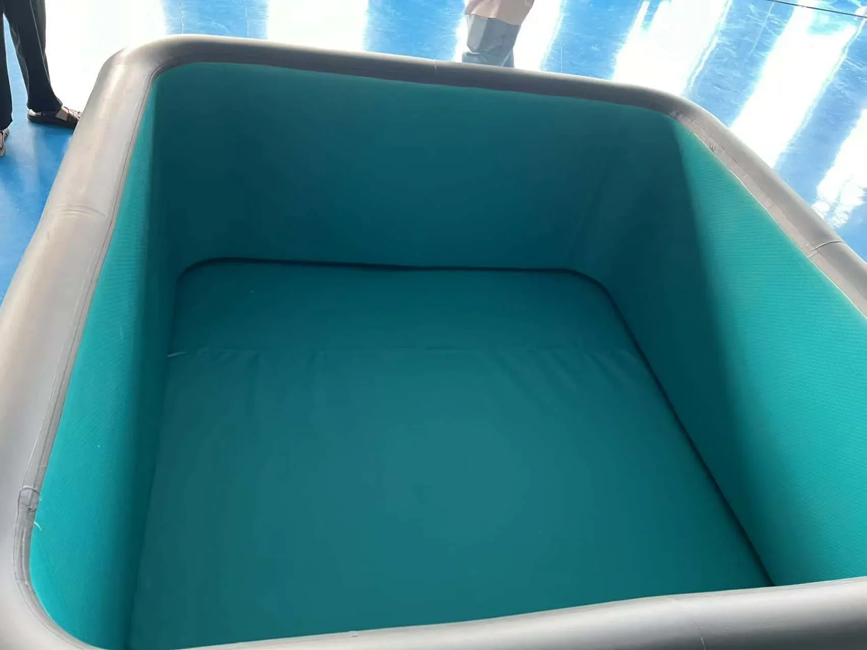 

Горячая распродажа: Коммерческий надувной складной бассейн для помещений с двойными стенками из ткани, модель 2026