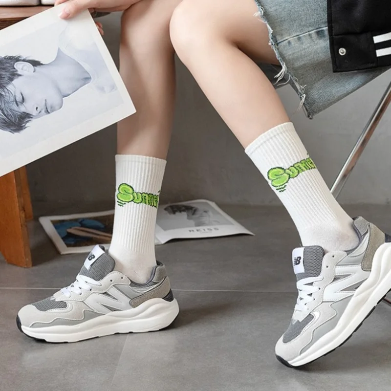 Couple Stockings White Socks Unisex Uniform Size Long Tube Color Letter Socks Breathable Middle Barrel Sports Leisure For Lovers