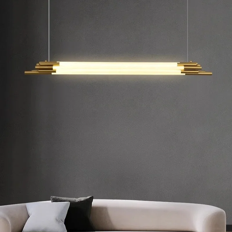 

Итальянский минималистичный железный художественный подвесной светильник для бара, ресторана, современный минималистичный дизайнерский фон, украшение стены, настенный светильник