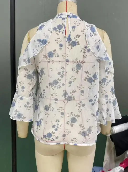 

Women's Chiffon Shirt Temperament Commuting 2025 Summer Elegant & Versatile Off Shoulder Floral Chiffon Top for Women