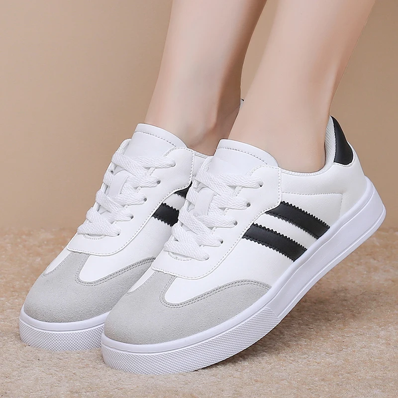 Sneakers Women Casual Shoes Fashion Flats Vulcanize Shoes Ladies Outdoor Walking Sneakers Women Comfortable Running Shoes