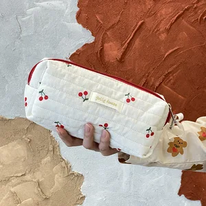 Túi khăn bé với bài kiểm tra tiêu chuẩn thêu, túi lưu trữ mỹ phẩm, tiếng Hàn, mới, Instagram, phụ nữ 8 Sách bán hàng chính Cô gái thêu - 2