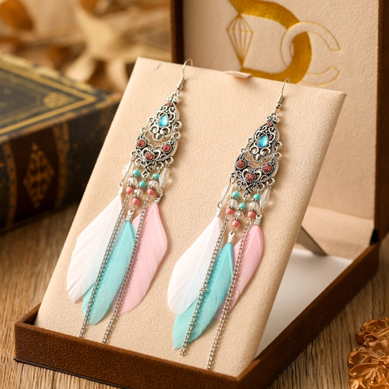 Fashion Crystal Feather Earrings for Women Vintage Insert Rhinestone Long Chain Silver Color Earrings Vacation Party Jewelry