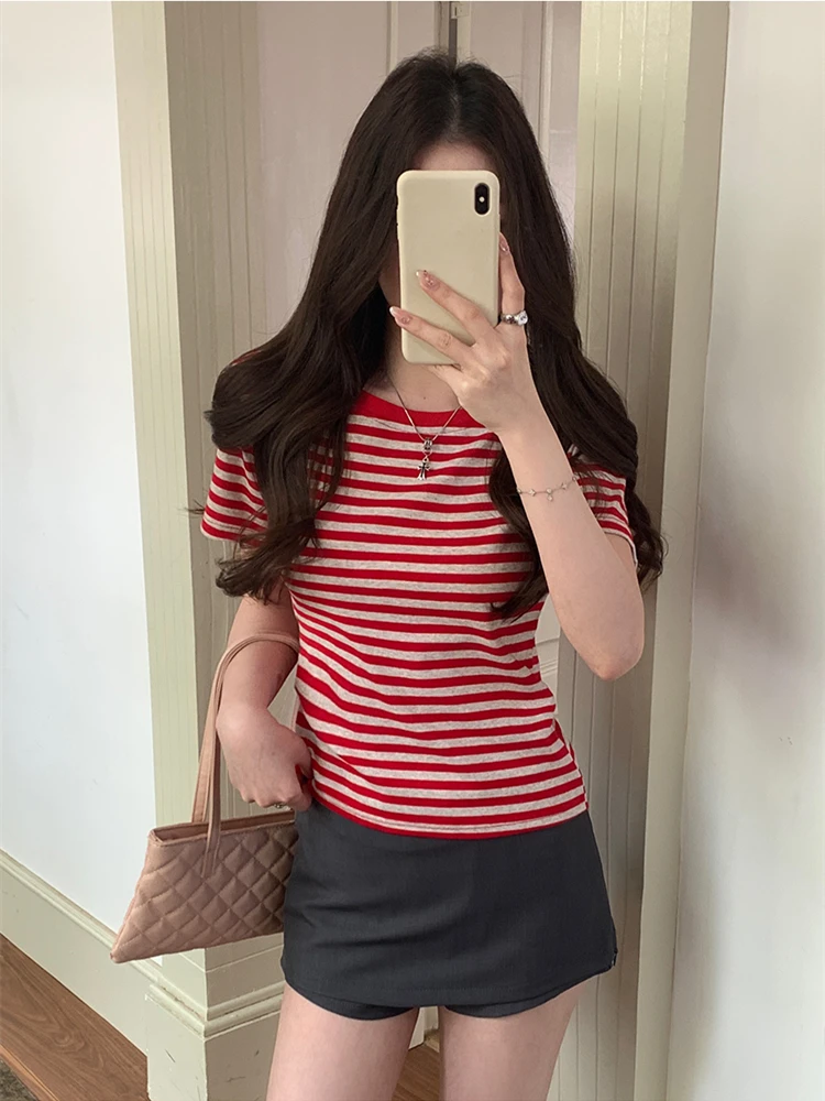 

Summer Women T Shirt T-Shirt Woman Clothes Tops Tshirt Female Crop Top Tees Y2k Para Mujer Ropa De Mujer Roupas Feminina Traf