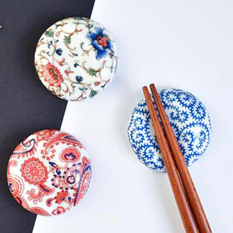 8Pcs/Set Japanese Style Retro Floral Pattern Ceramic Chopstick Holder Chopstick Rest Pillow Kitchen Tabeware Health Crafts