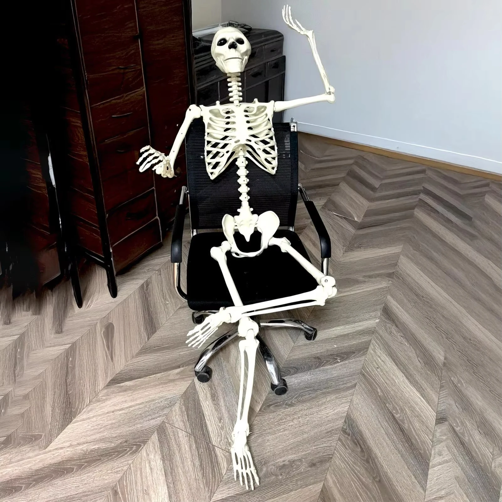

Skeleton Halloween Decorations 40cm Horror Posable Skeletons Statue Home Decor Halloween Theme Haunted House Party Props Decor