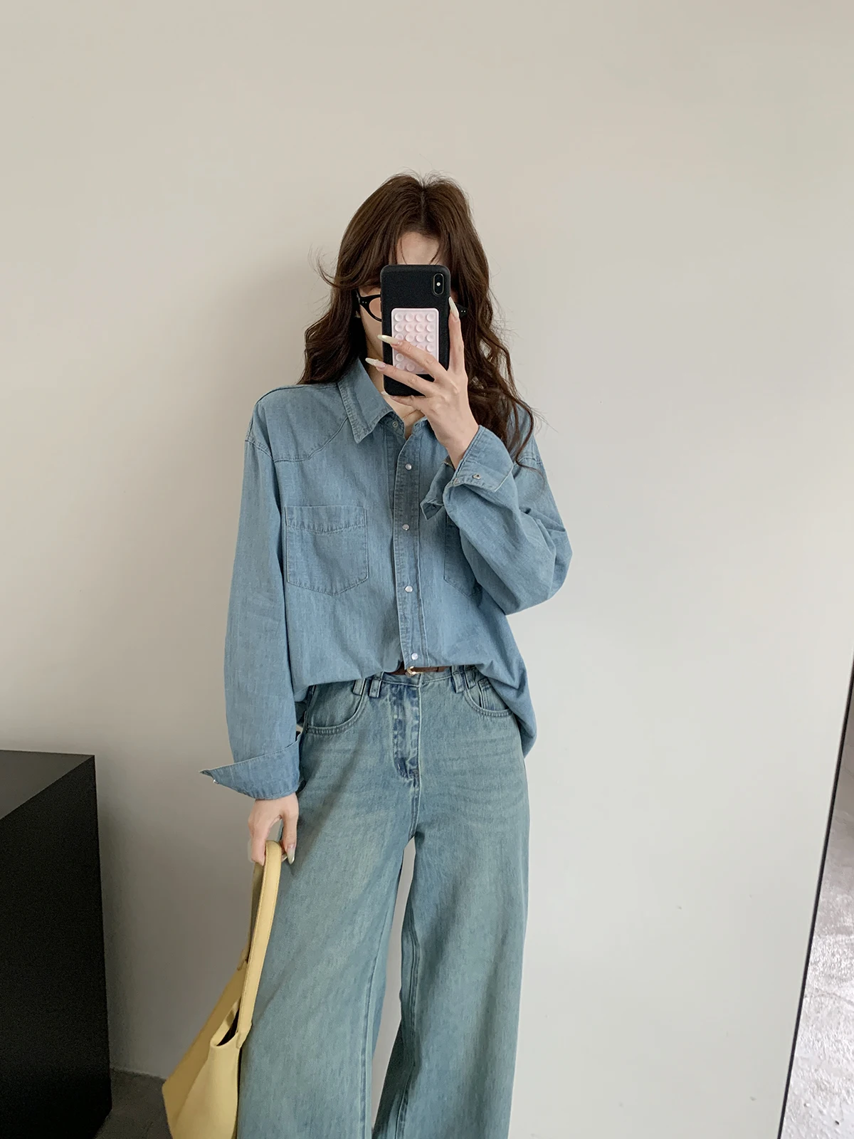 

Свободная джинсовая рубашка с длинным рукавом для женщин, в корейском стиле, весенняя новинка, повседневная, из хлопка, с отложным воротником, стандартный крой