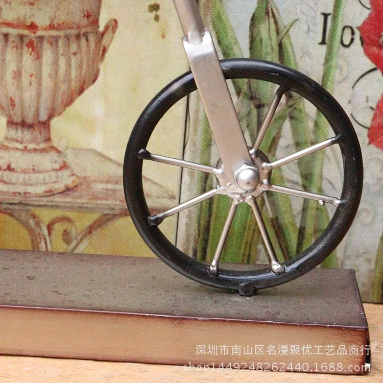 European retro creative art clock retro silent, wrought iron watch retro bicycle clock