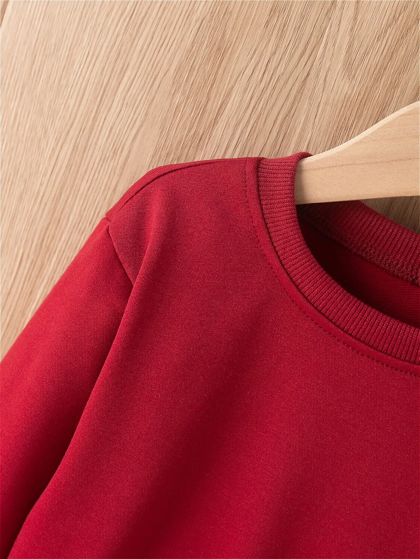 سويت شيرت بدون غطاء للفتيات مع قبعة سانتا وأضواء عيد الميلاد مطبوع عليه أضواء عيد الميلاد الاحتفالية للغداء للسيدات، تصميم مريح برقبة دائرية