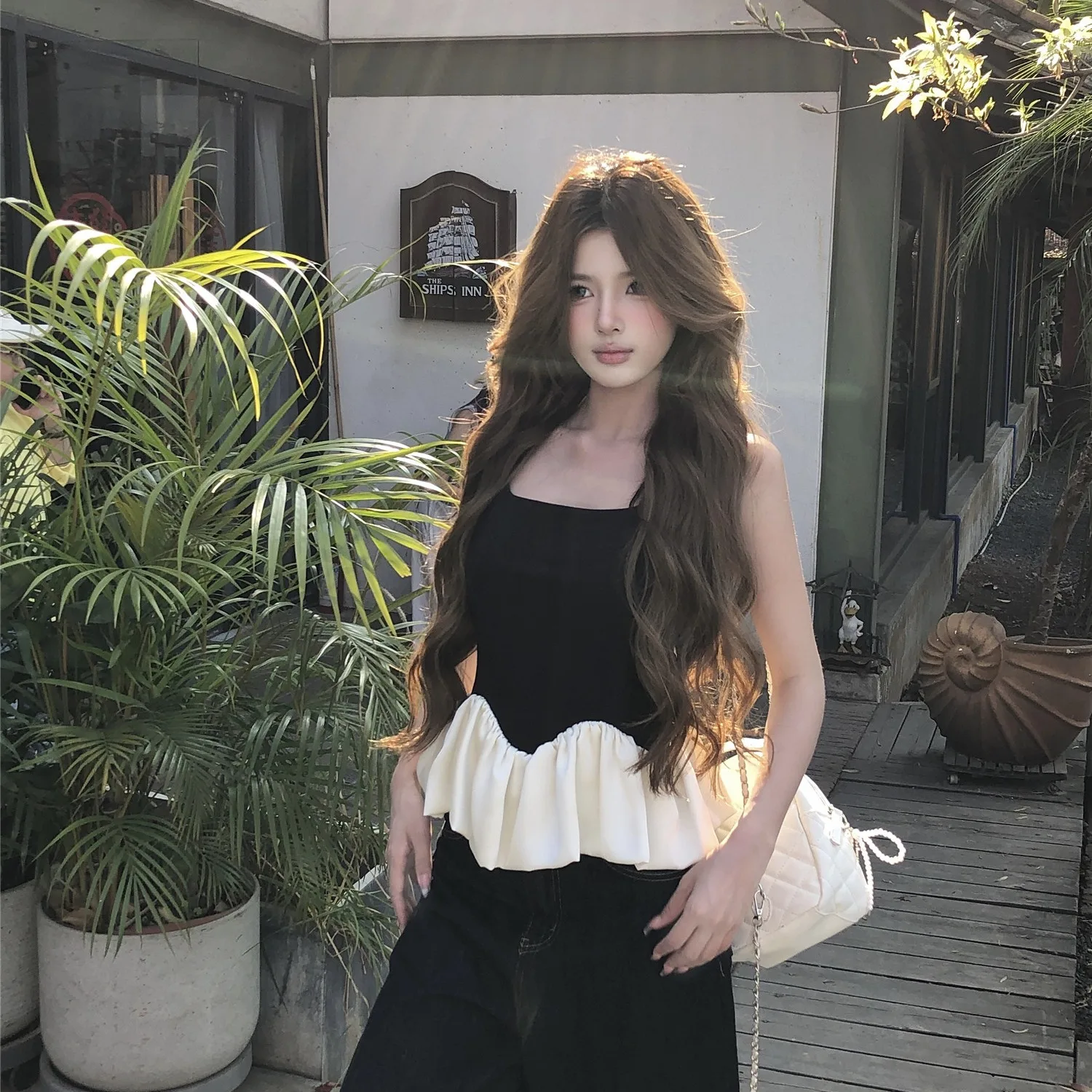 퓨어 디자이어 섹시 스퀘어 칼라 슬림 스트랩 베스트 여성 여름 신상 디자인 탑 스커트 슬레 패션 트렌드