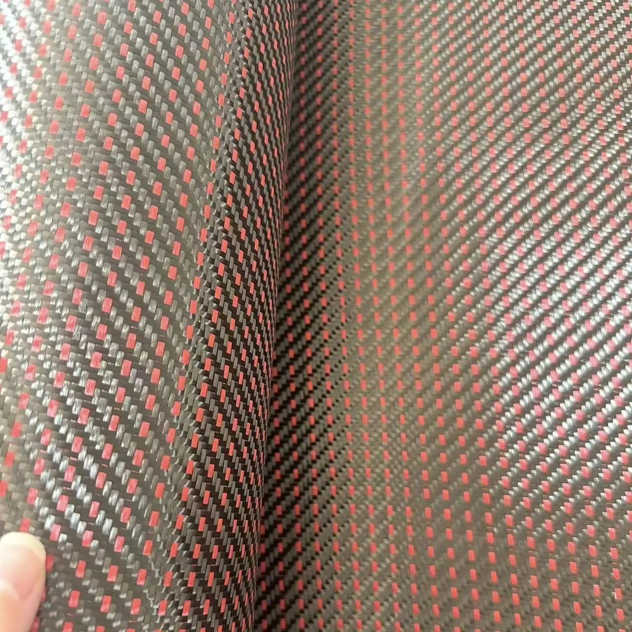 

3K 200g twill woven fabric made of aramid and carbon fiber, suitable for making high-performance products with a width of 40 in