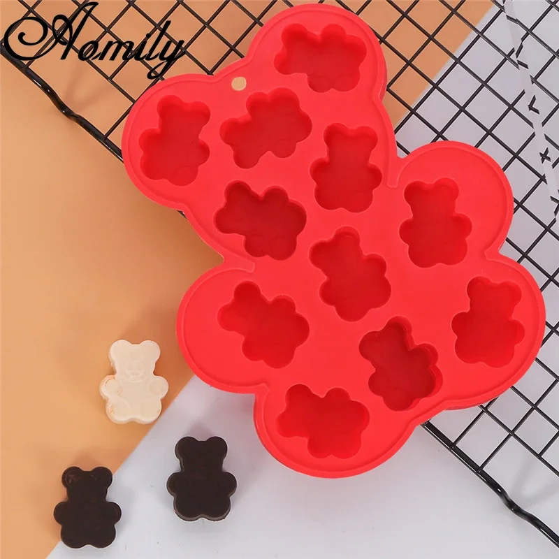 Bear Flamingo Cactus Pineapple Shape Ice Cube Tray Silicone Fruit Ice Cube Maker DIY Creative Ice Cube Mold Kitchen Accessories