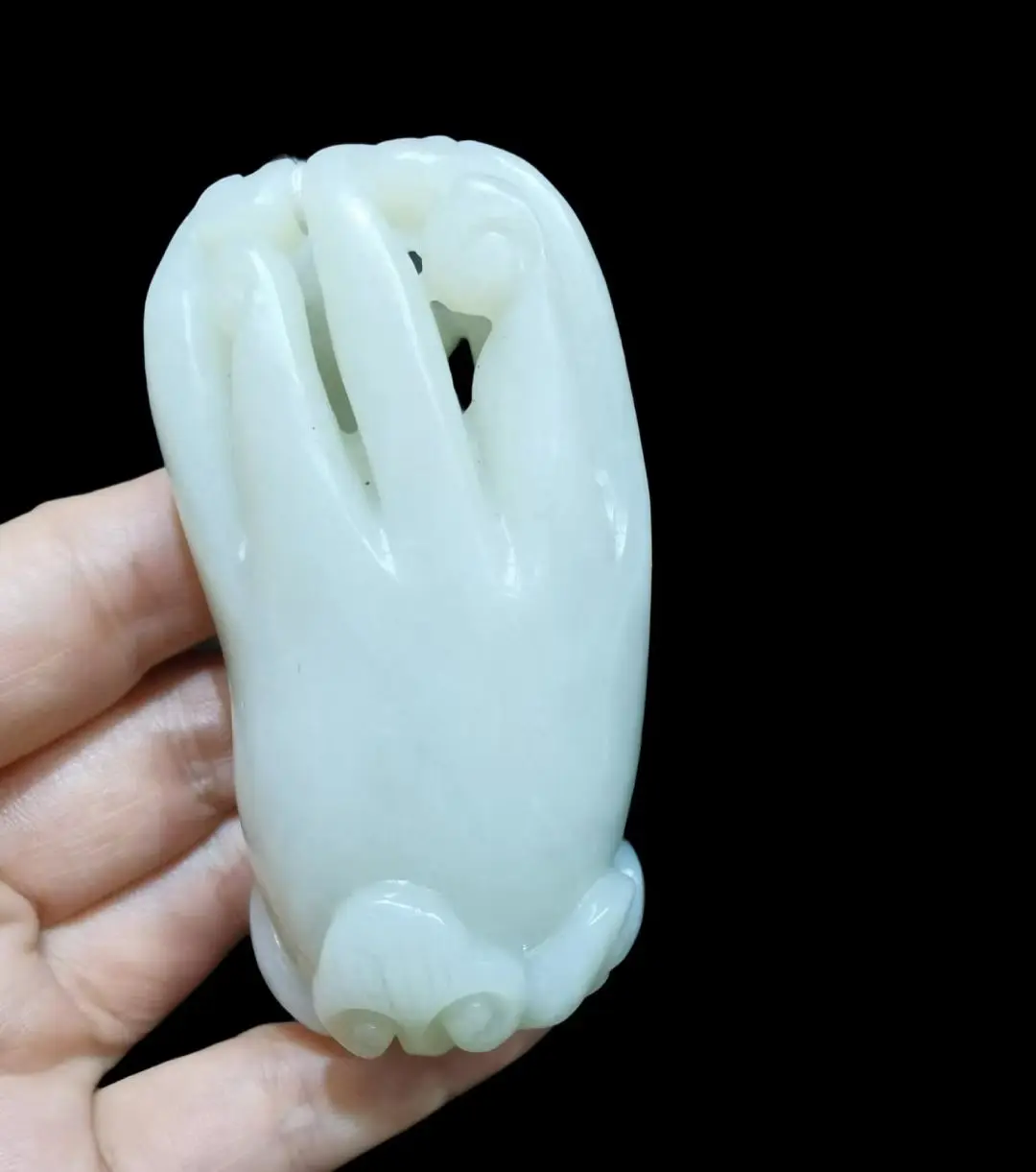 

AAA 1 PCS Treasure Chinese Vintage Hetian Old Jade Buddha Hand Hand Prayer Totem Large Carving Amulet Timestown