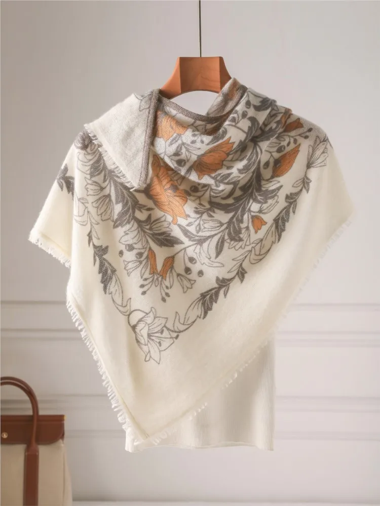 Pure and innocent velvet scarf autumn air-conditioned room shawl paired with a small waistcoat women's light luxury silk neck