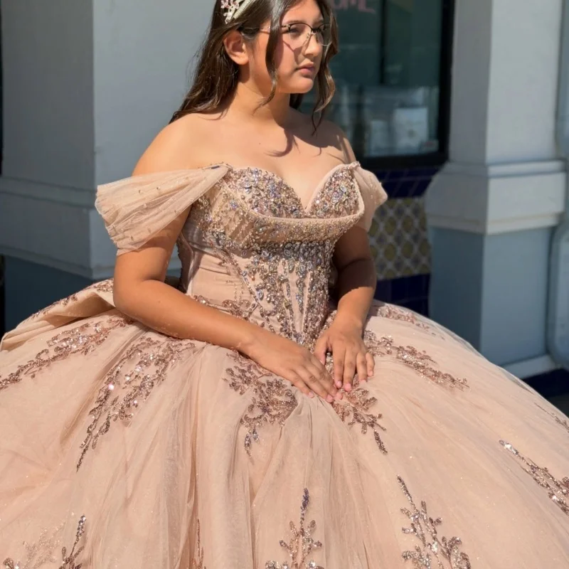 

Rose Pink Quinceanera Dresses Off the Shoulder Glitter Crystal Decal Long tail Bow Vestidoe 15 Quinceanera Customize