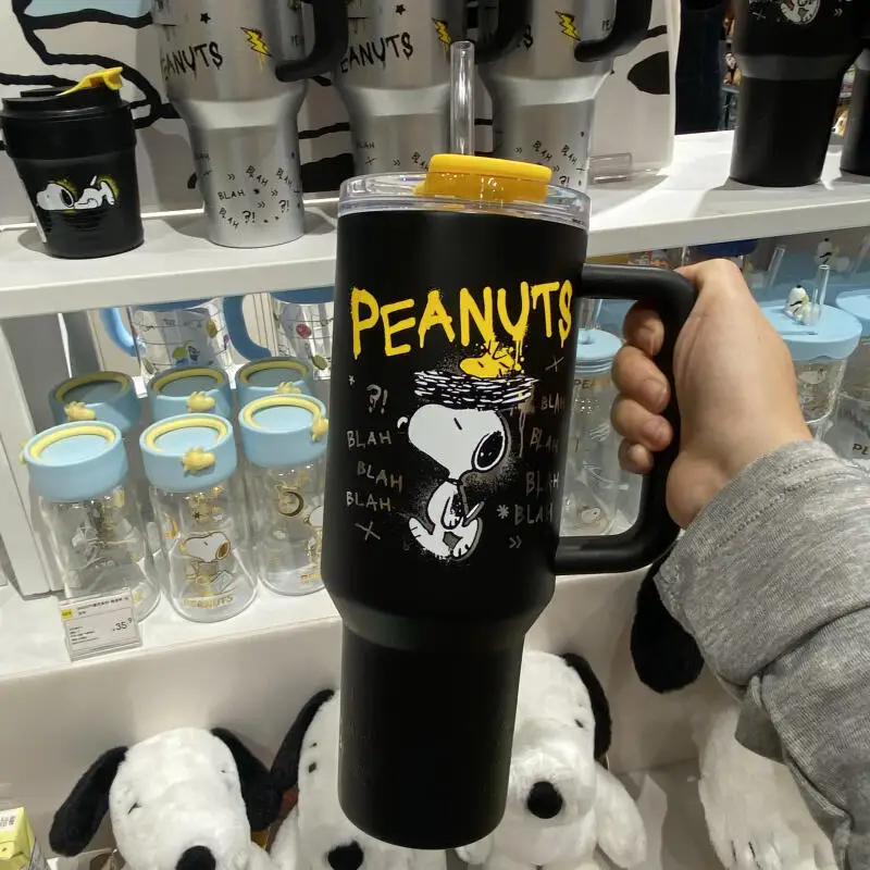 Snoopy Family Stainless Steel Insulated Cup Cartoon Kawaii Snoopy Black Silver Straw Cup Ice Bully Cup Insulated Water Bottle