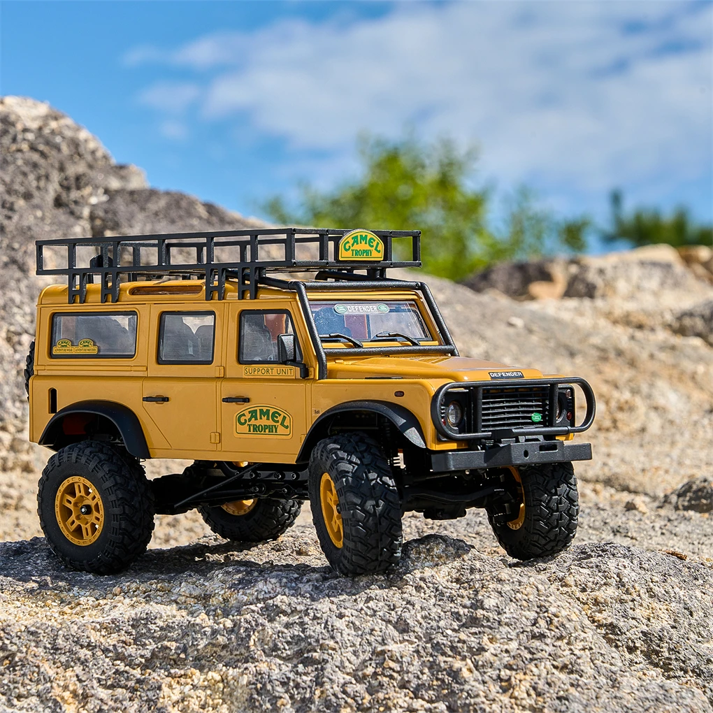 

1/24 RC Car FMS FCX24M Land Rover Discovery First Generation RTR Series 90/110 4WD Electric Remote Control Climbing Off-road Car