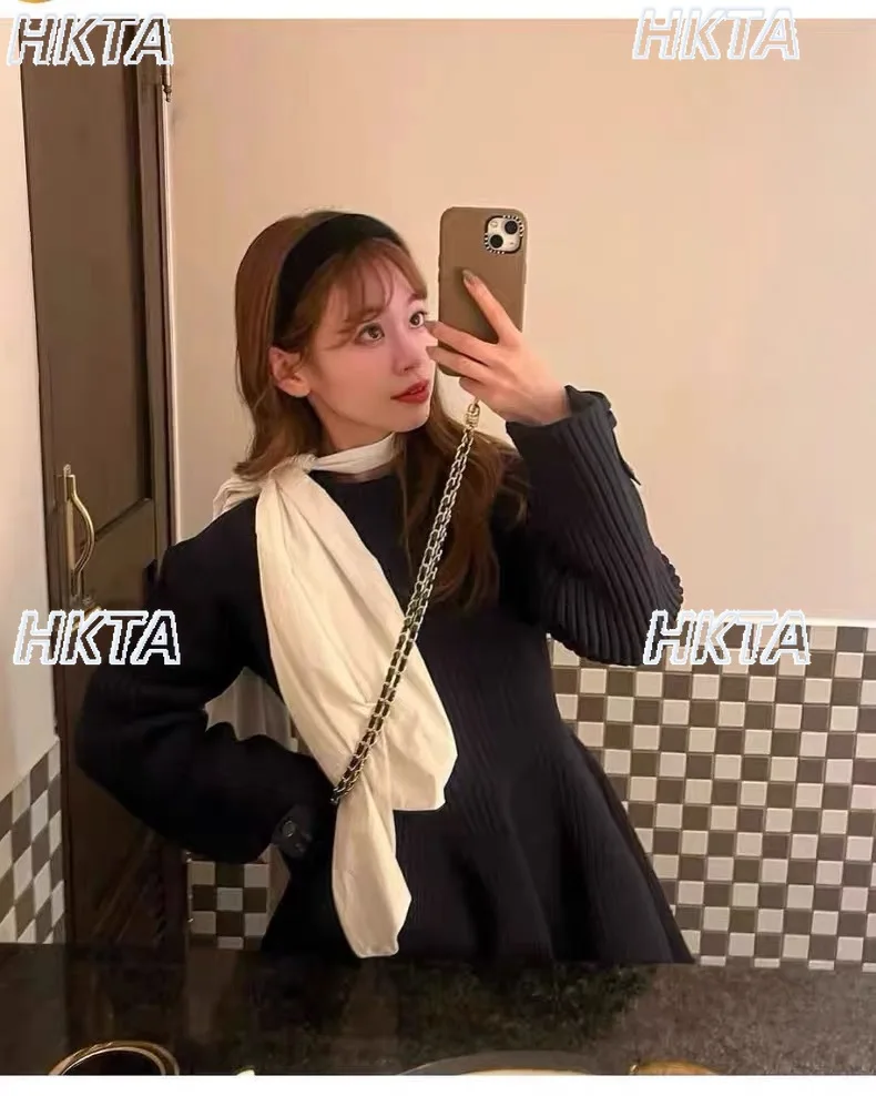 일본 출퇴근용 2025 겨울 신상 루즈핏 단색 니트 드레스 스윗 웨이스트 라운드넥 긴팔 A라인 스웨터 드레스 여성용