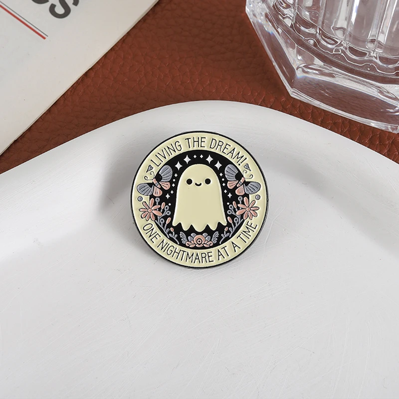 تعيش الحلم كابوس واحد في وقت المينا دبوس لطيف شبح بروش شارة التلبيب بروش هالوين مجوهرات هدية للأصدقاء #5