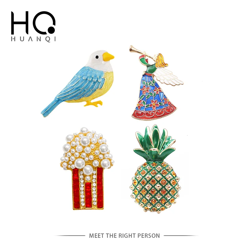 HUANZHI Vintage Gold Color Enamel Pearls Crystal Pin Bird Rabbit Flower Elephant Scepter Bow Pineapple Popcorn Brooch for Women