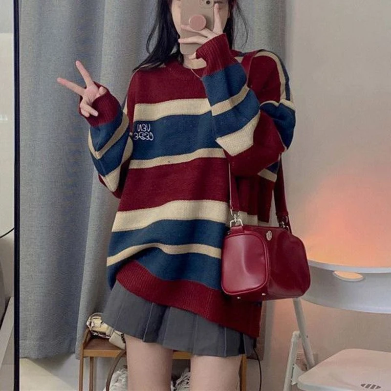 Maglione lavorato a maglia da donna vintage morbido e accogliente coreano Sle autunno inverno design taglia piccola Lazy Faion calore riscaldamento a righe Co...