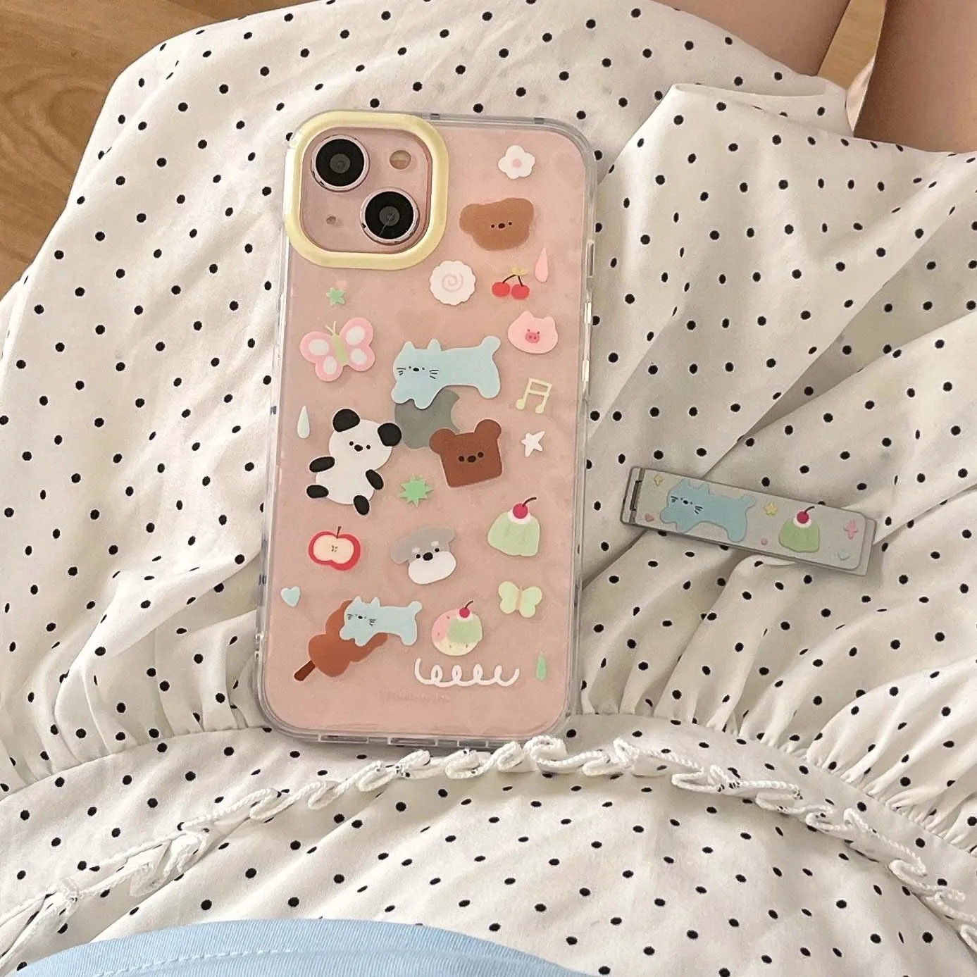 Laser love heart phone case for iphone 13pro 15 13 pro max 15pro 14promax 12 transparent cartoon animals bracket chain cover