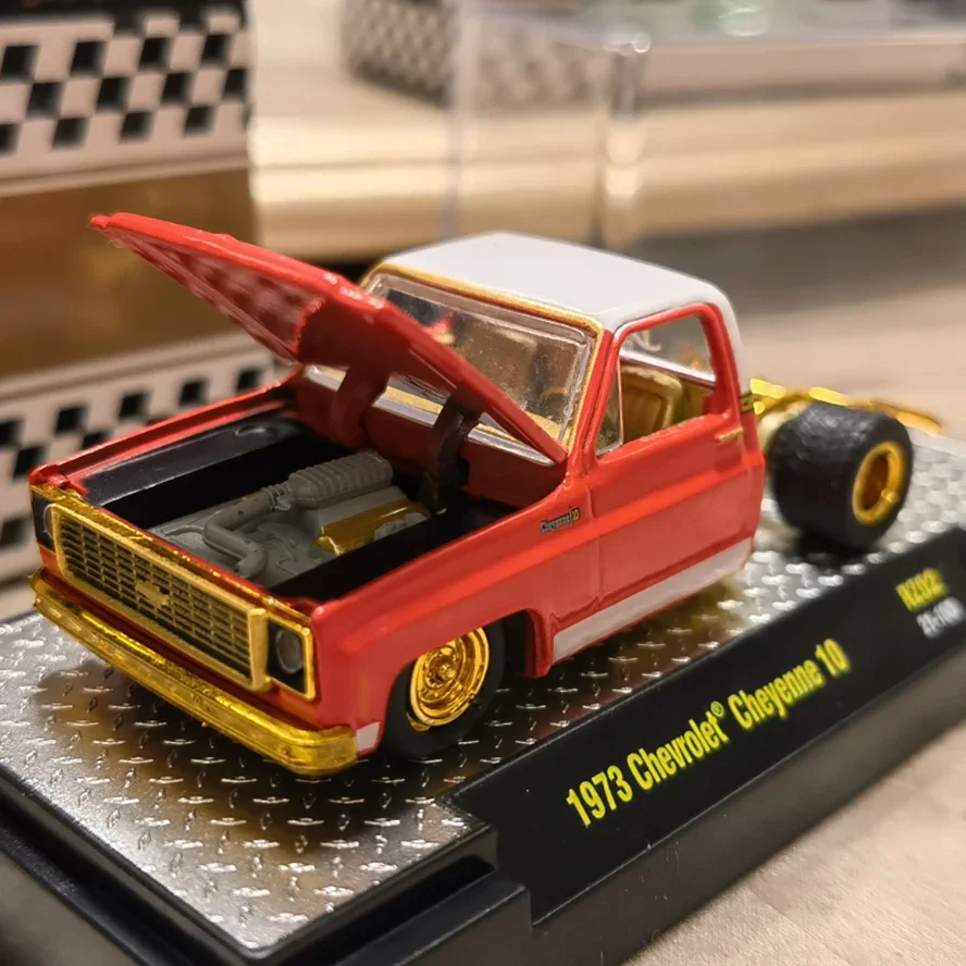 Camión camioneta a escala 1:64 fundido a presión, modelo de coche de aleación 1993 Mijo 1973 Cheyenne 10, modelo de coche de emulación, colección de juguetes para regalo