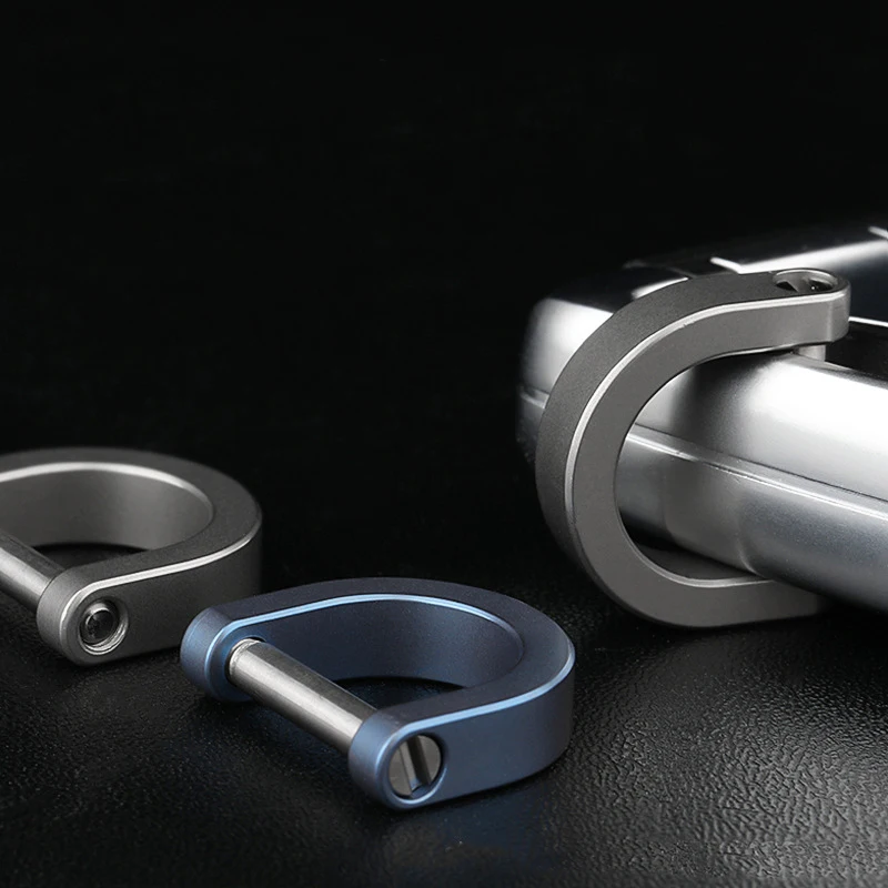 Titanium Alloy Super Light EDC Horseshoe Buckle Men Women Car Keychain Creative Pendant Stirrup D Buckle Key Chain Accessories