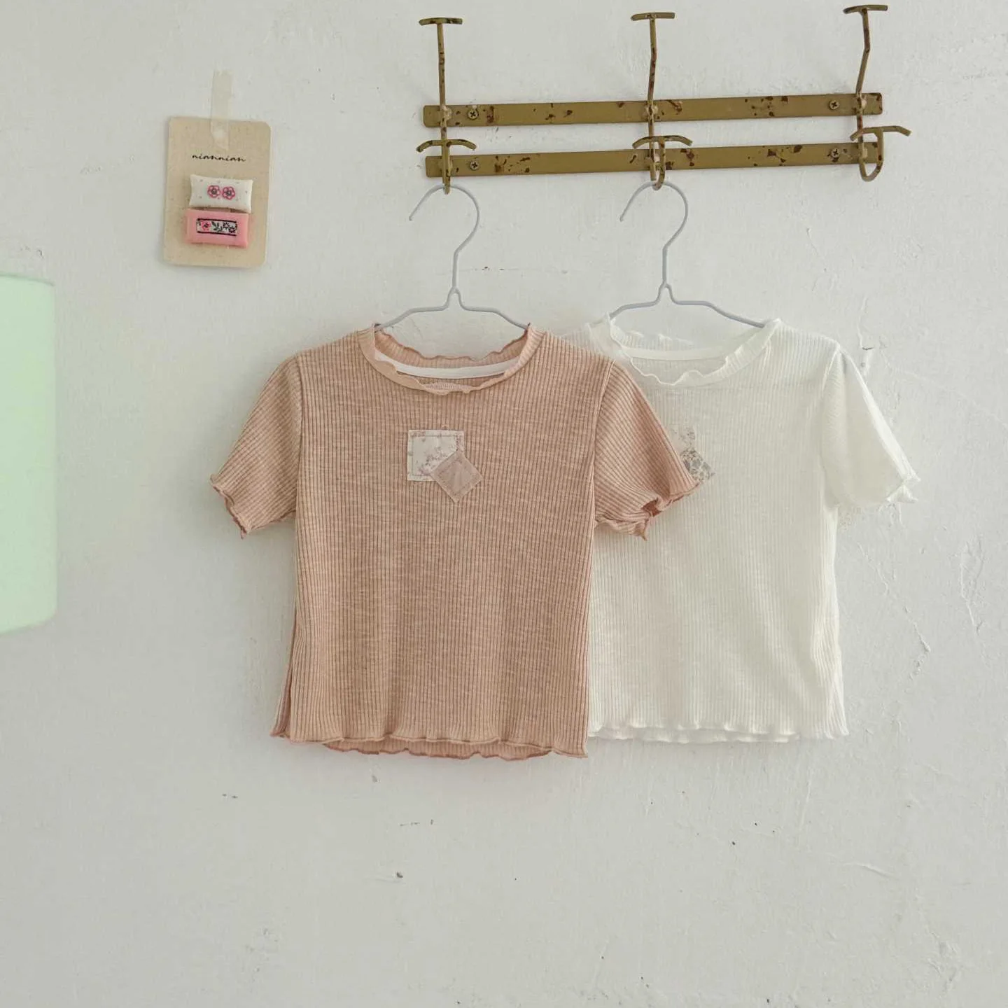 Childrens Clothing Girls 2026 Summer New Versatile Niche Stylish Cute Casual Fashion Trend Girls Appliqué Short Sleeve Top