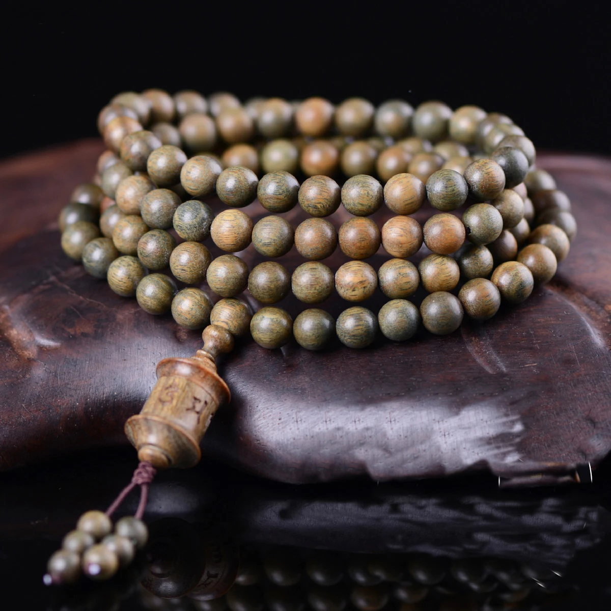 Natürliches Sandelholz 8mm108 tibetisch-buddhistisches Armband Unisex Rosenkranz Holzschmuck Gebetsmühle – Detail 1