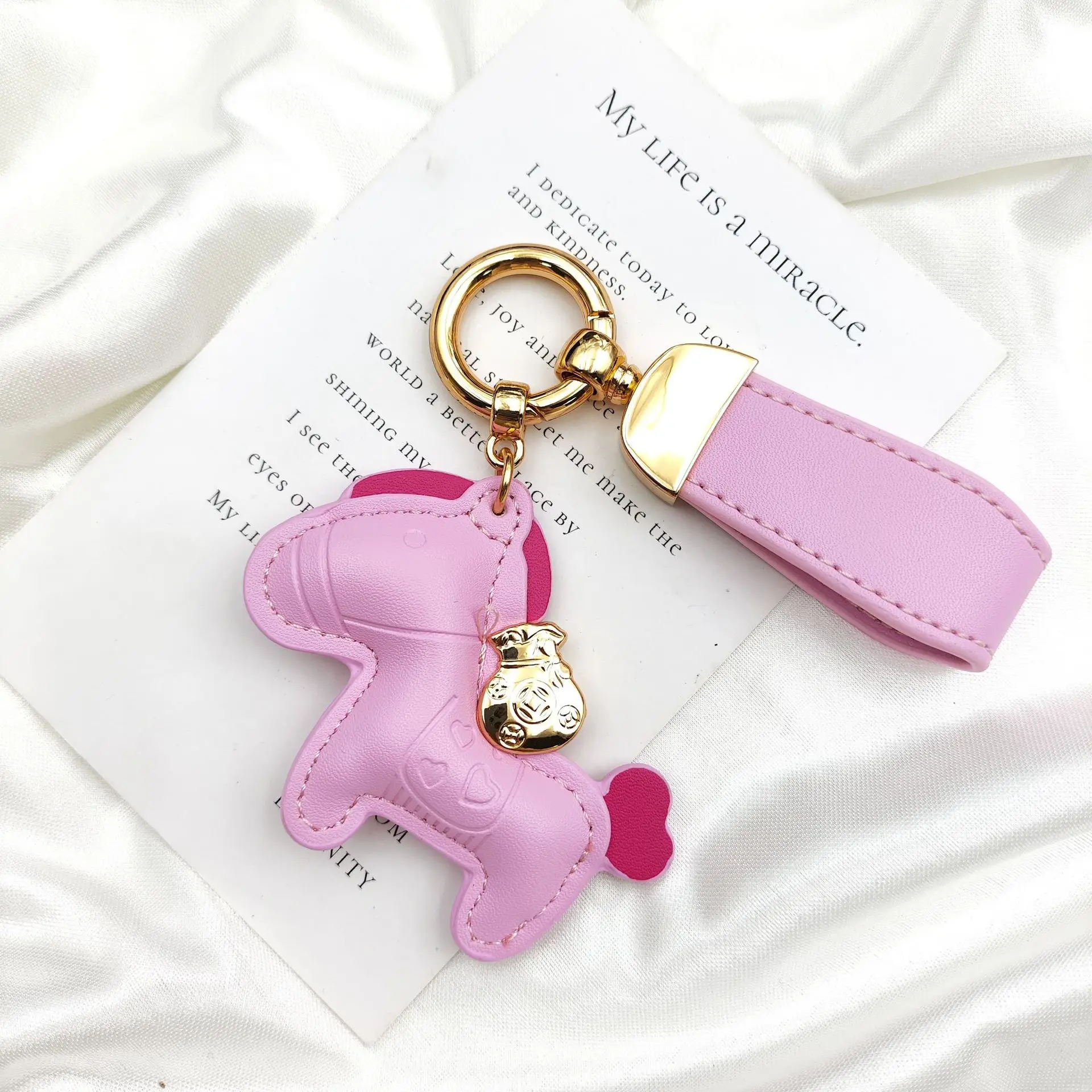 Niedlicher Personalisierter Pony-Schlüsselanhänger Minimalistischer Leder-Cartoon Auto-Taschen-Schlüsselring Kleiner Kreativer Anhänger Accessoire Geschenk Großhandel – Detail 6
