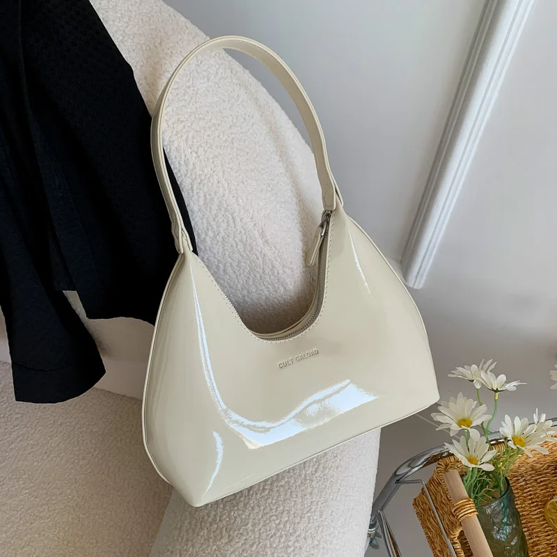 Fashionable women's shoulder bag, high-quality patent leather handbag, waterproof underarm bag, solid color women's handbag