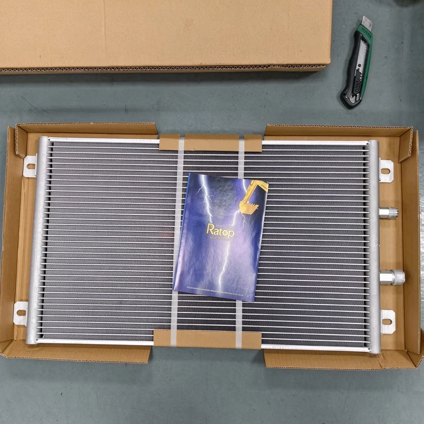 20Y-979-6131 A/C Condenser - Replacement Air Con Radiator for Komatsu PC200-7 PC220-7 PC300-7 Excavator