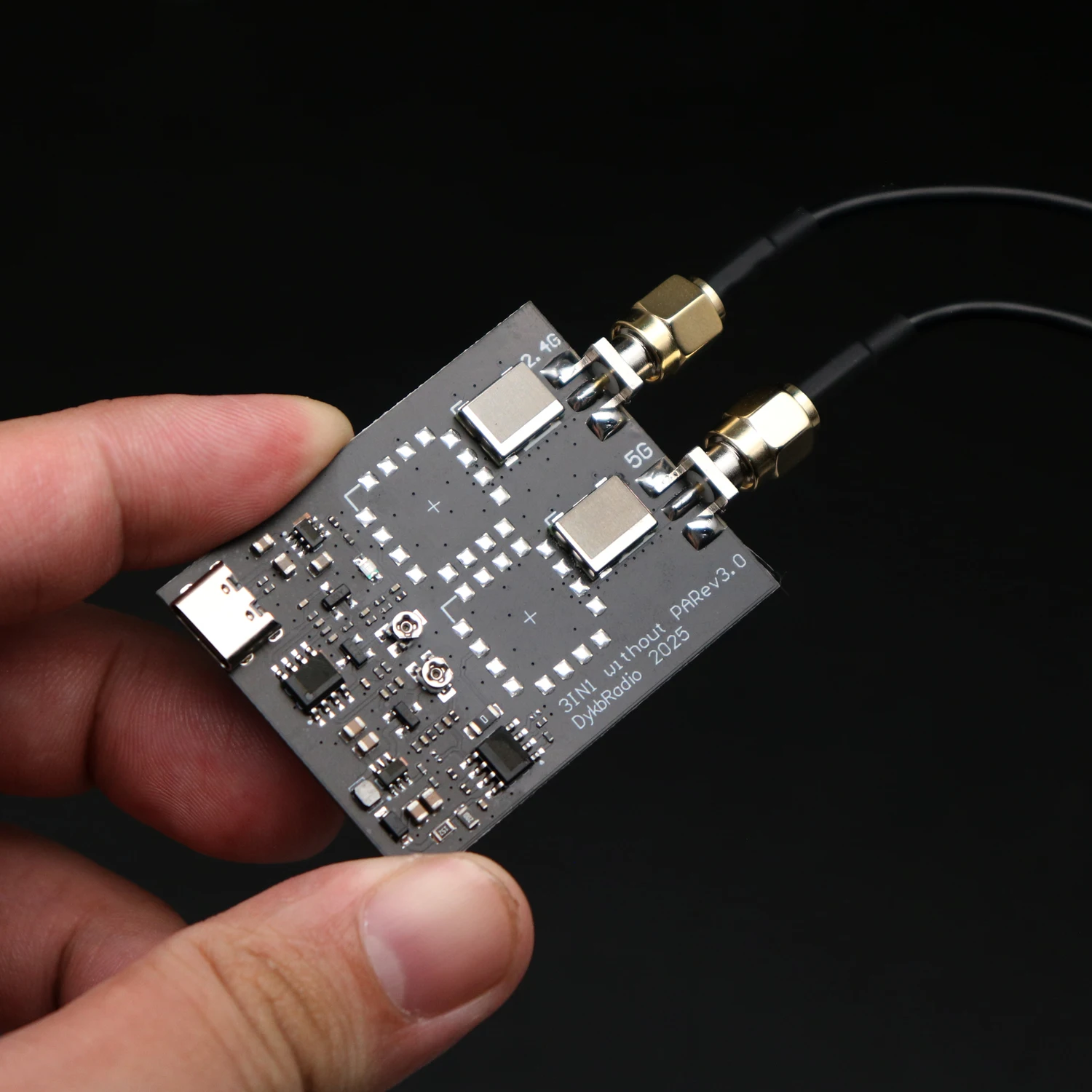 3in1 2.4G/5G/5.8G VCO Generator Sweep Signal Source High-Precision RF Module for WiFi Bluetooth Camera Speaker Headset Low Noise