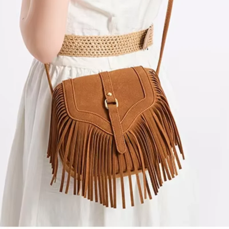 

Retro tassel messenger bag high-end suede shoulder bag exquisite fashion all-match commuter bag bohemian style Korean square bag