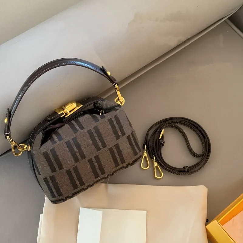 

a1 Luxury Designer Shoulder Bag Crossbody Purse Ladies High Quality Medieval small lunch box bags Shoulder Cute versatile practi