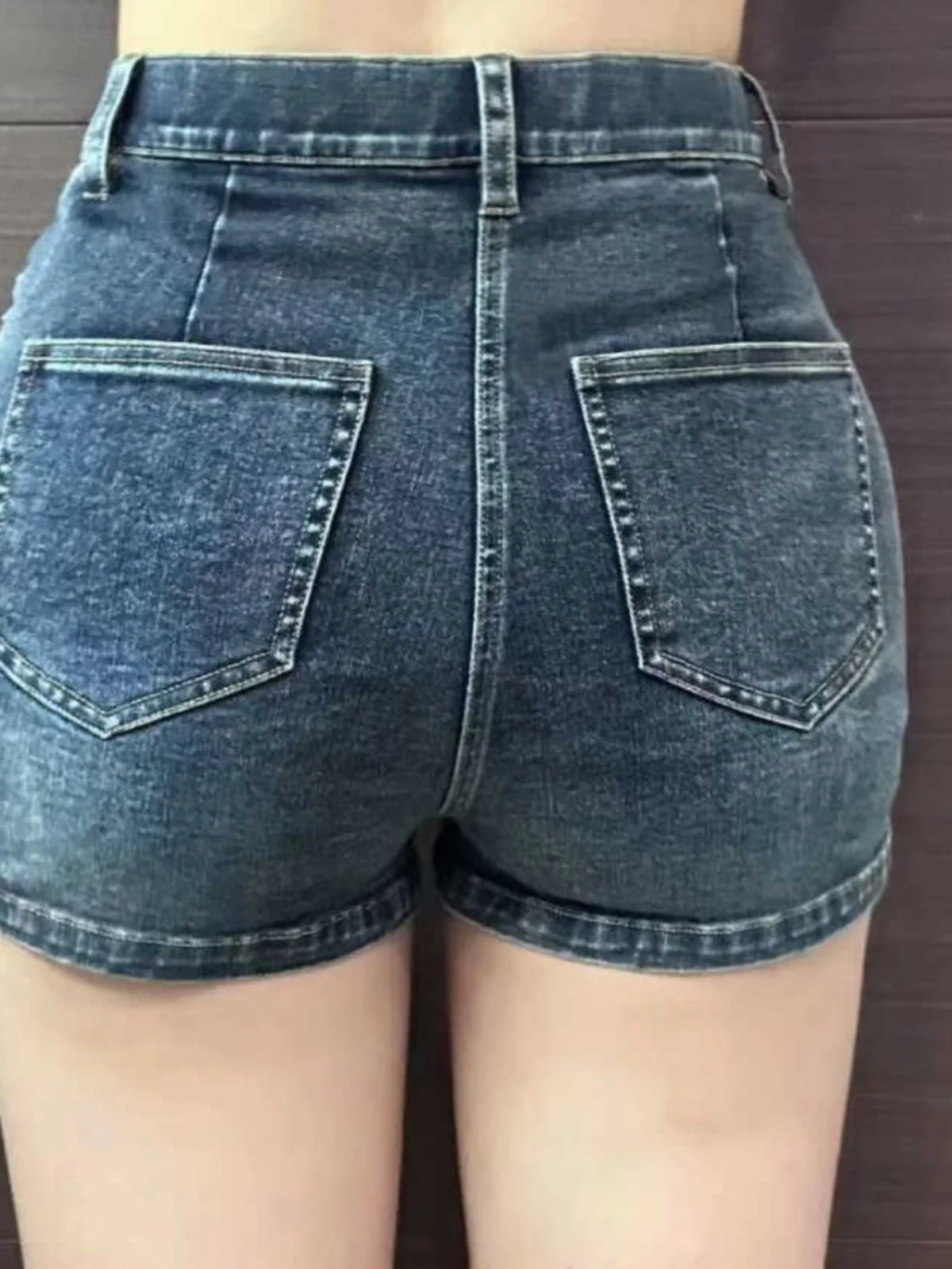 Come with Feng Pad ~ Korean Series Pure Want to Tight Waist Beau Exaggerates Hips Low Waist Stretch Denim Shorts Women Su...