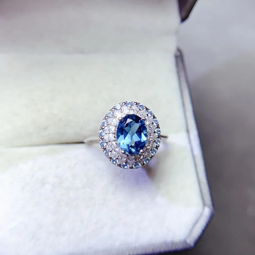 

Exquisite Dazzling Natural Topaz S925 Sterling Silver Ring Premium Jewelry Designer Design Ladies Jewelry with Gemstone