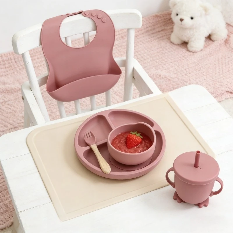 

Baby Eating Bib Suction Bowl Fork Spoon Children's Silicone Plate 6 Months Baby Silicone Tableware Feeding Set