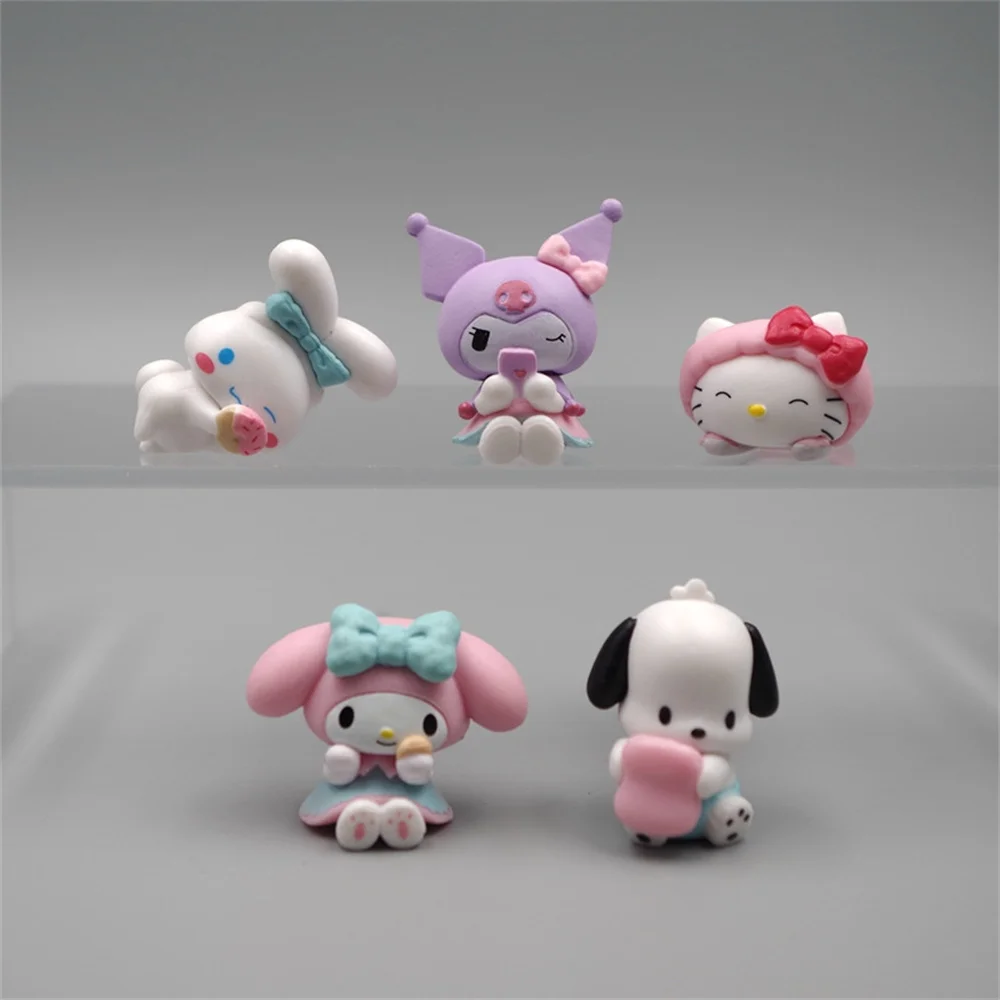 

5Pcs/Set Hello Kitty Kuromi Anime Figures Cinnamoroll My Melody Pachacco Action Figure Sanrio Room Décor Ornament Model Toys Kid