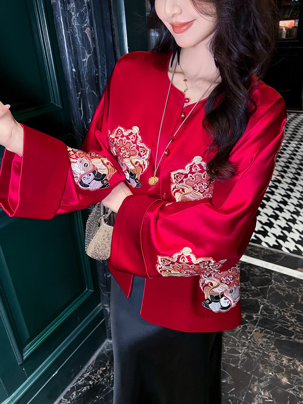 

Loose Fit Red Embroidered Acetate Jaet Women's Spring Autumn New Sle Retro Top Button round Ne Satin ort Outerwear