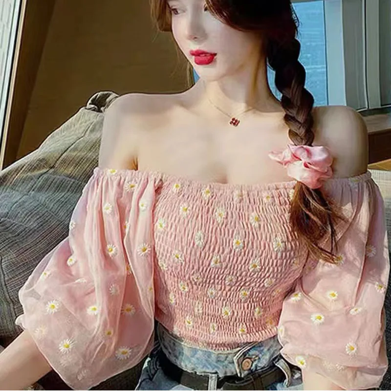 Boring Honey Fashion Women Blouses Daisies Sprinkled Off Shoulder Bubble Sleeves Short Women's T-Shirt Grenadine Splice Tops