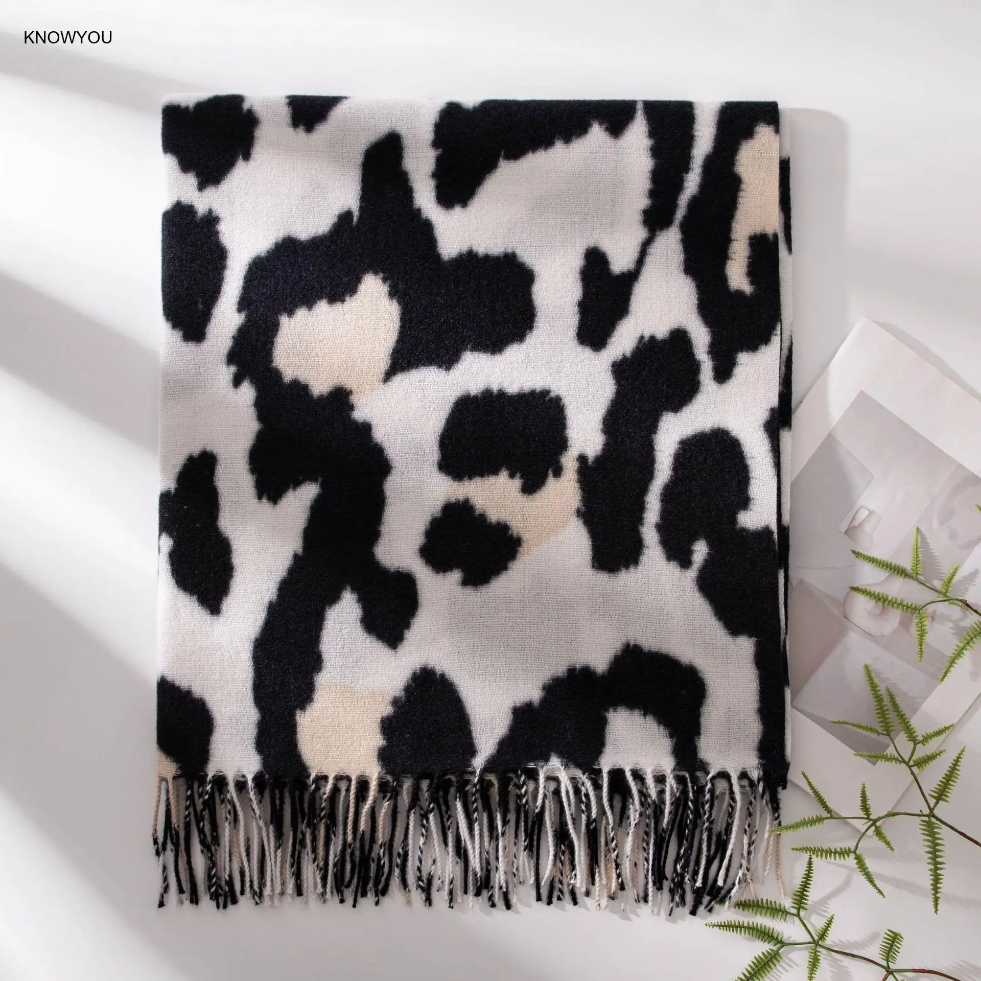 

2025 New Imitation Cashmere Scarf Women Bufanda Black Cow Pattern Soft Student Couple Muffler Warm Neck Scarf Printed Shawl
