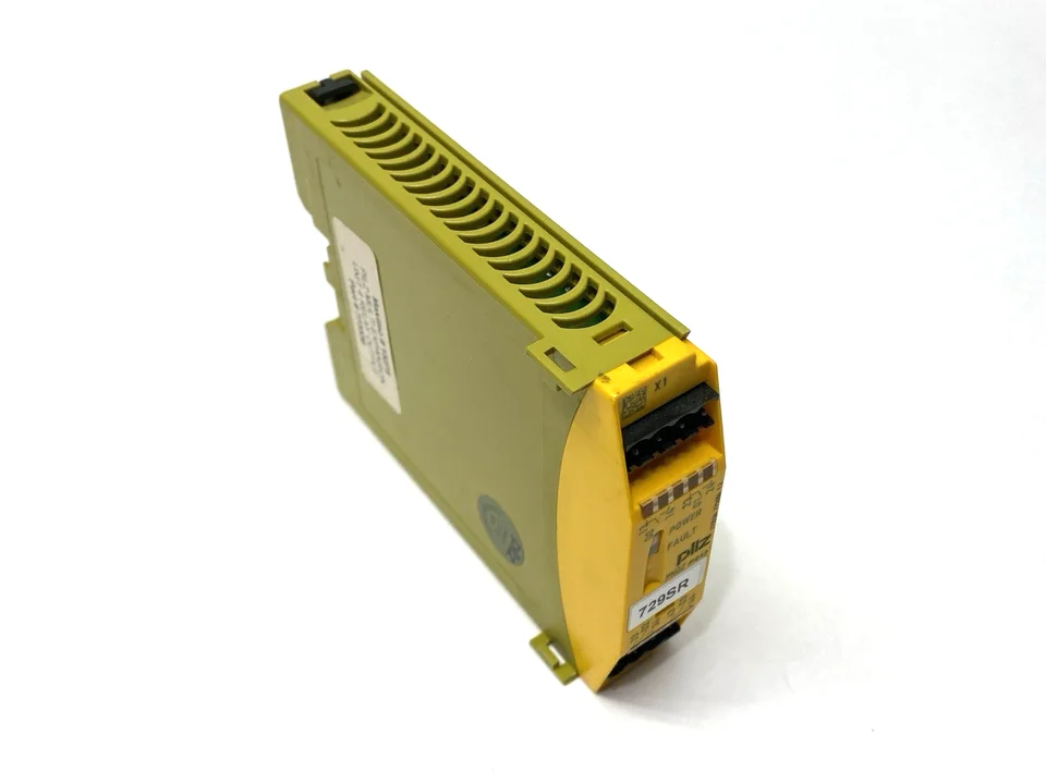 PLC mo4p 4n/o Expansion Module 4-Digital Outputs 6A 773536 Warranty Product